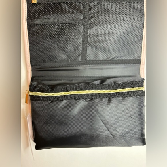 Nine West Travel Organizer - Picture 5 of 6